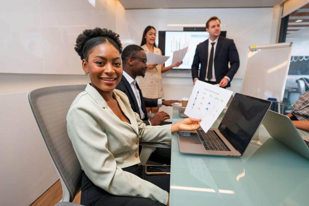 Empowering Digital Finance with Expertise 